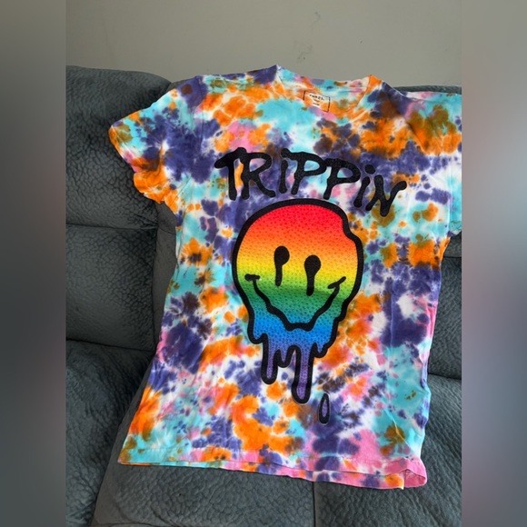 Rue21 TRIPPIN 🍄 t-shirt size small - Picture 9 of 9